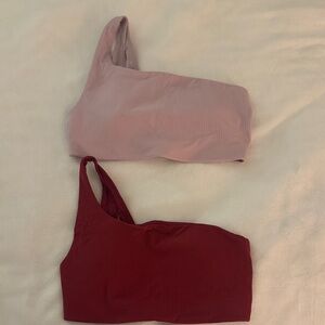Lululemon sports bras